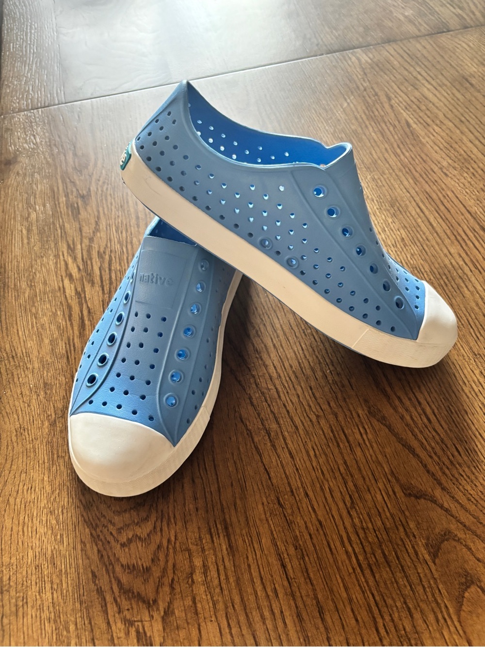 Native Jefferson Shoes Women's Perforated Blue Sneakers Size 8